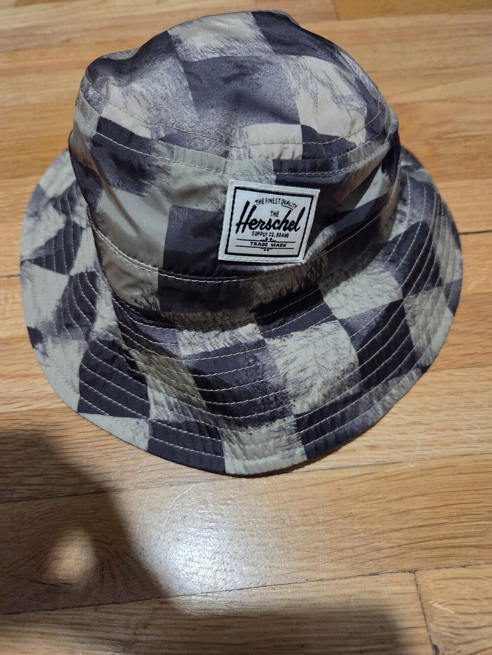 Herschel Supply Company KIDS Beige and Black Check Plaid Bucket Hat /NWT/ OS